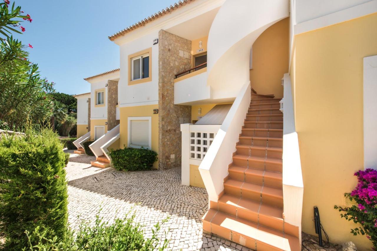 Beautiful Two Bedroom Apartment With Roof Terrace Carvoeiro  Exterior foto