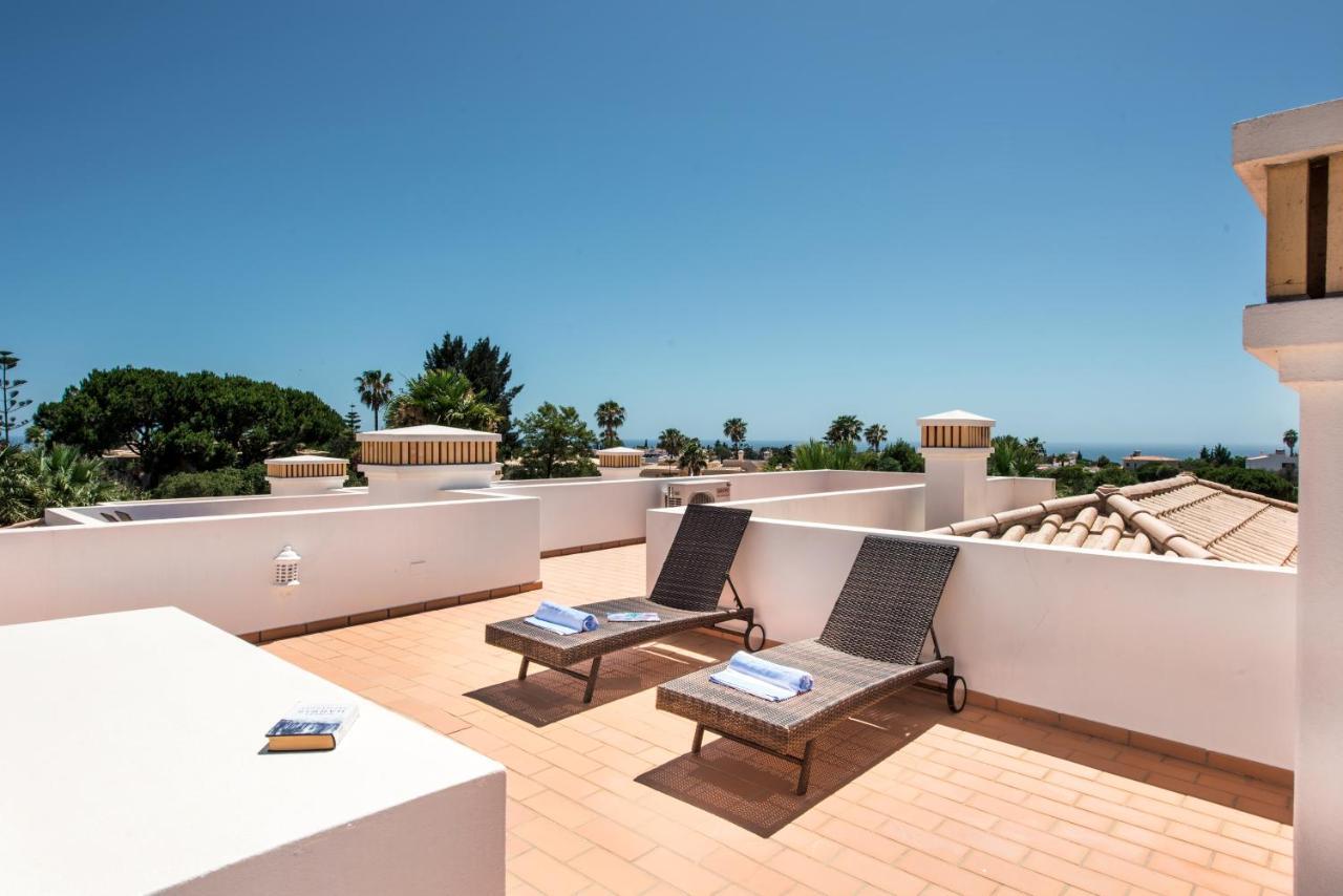 Beautiful Two Bedroom Apartment With Roof Terrace Carvoeiro  Exterior foto