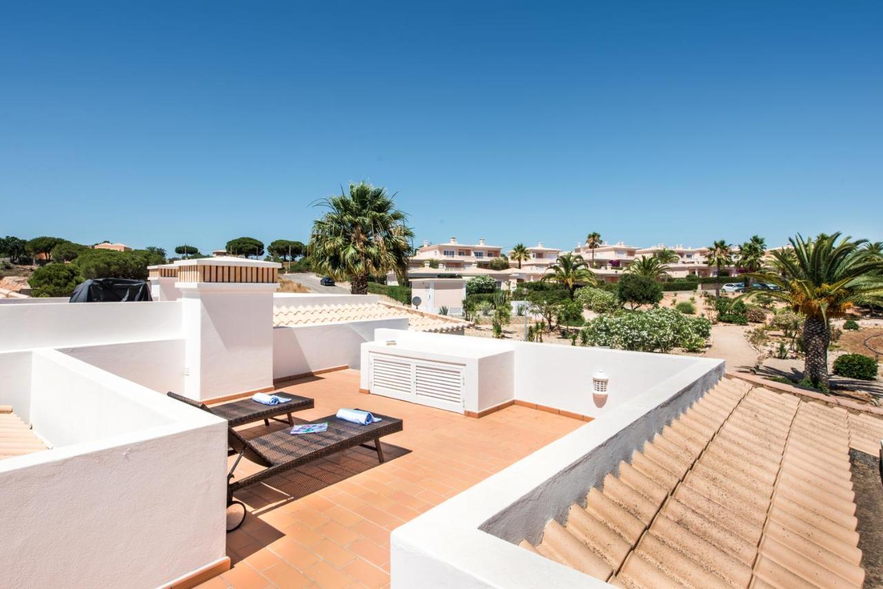 Beautiful Two Bedroom Apartment With Roof Terrace Carvoeiro  Exterior foto
