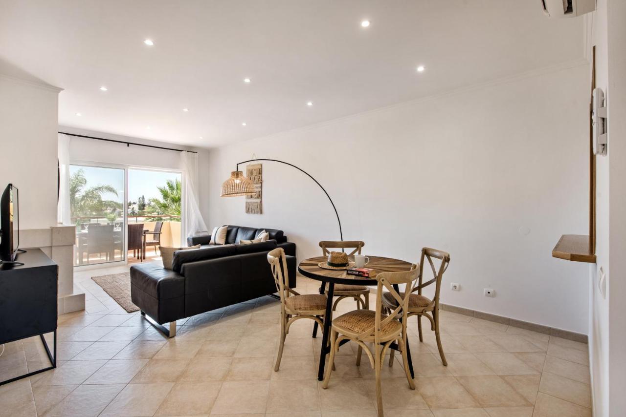 Beautiful Two Bedroom Apartment With Roof Terrace Carvoeiro  Exterior foto